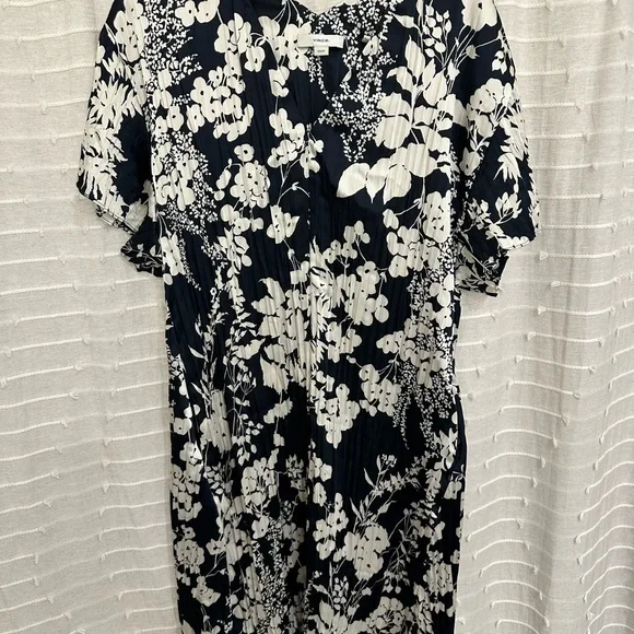 Vince Arboretum Pleated Floral Mini Dress - Picture 2 of 5